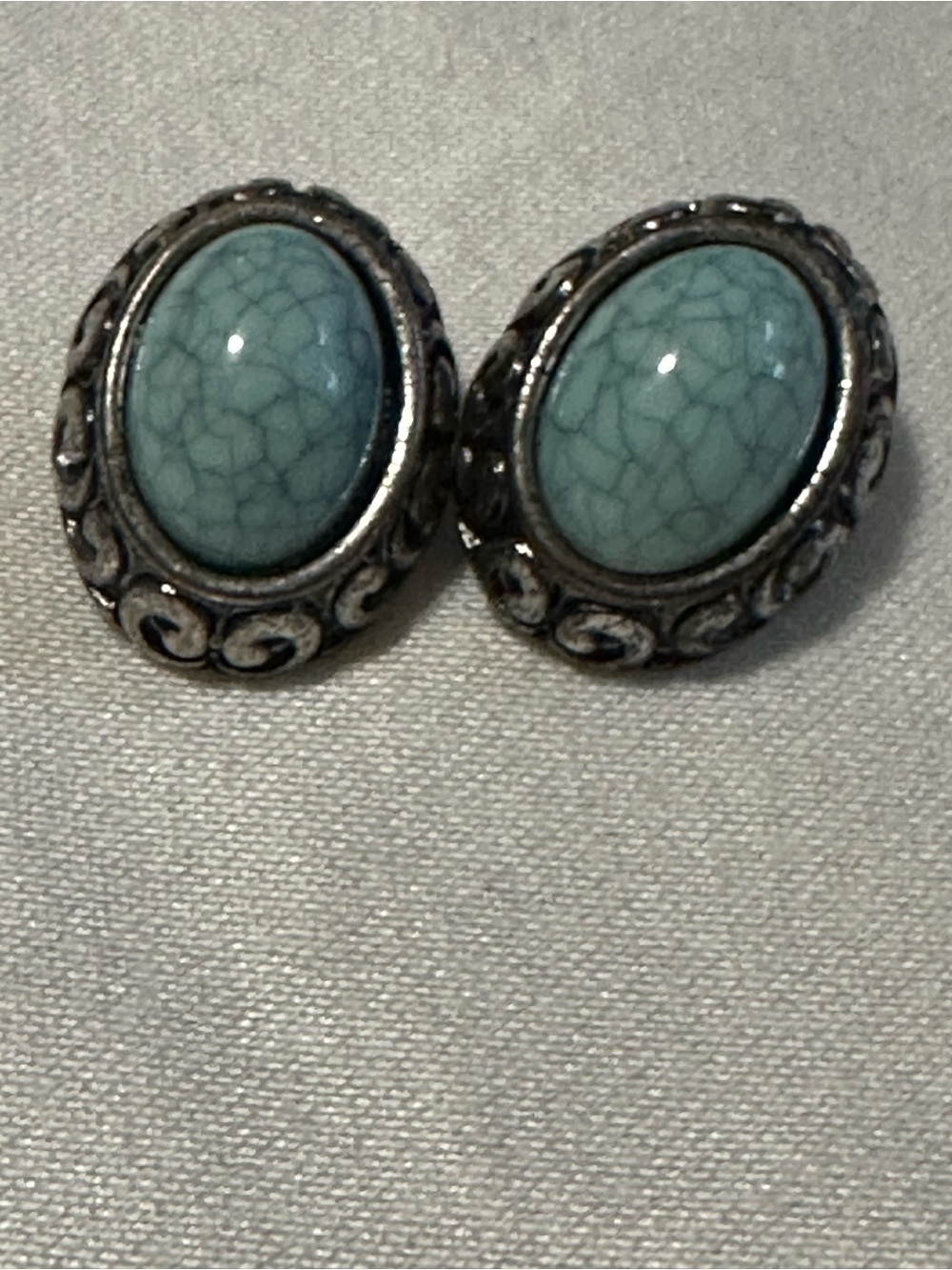 Vintage Turquoise Look Oval Stone Silver-Accent Clip Earrings